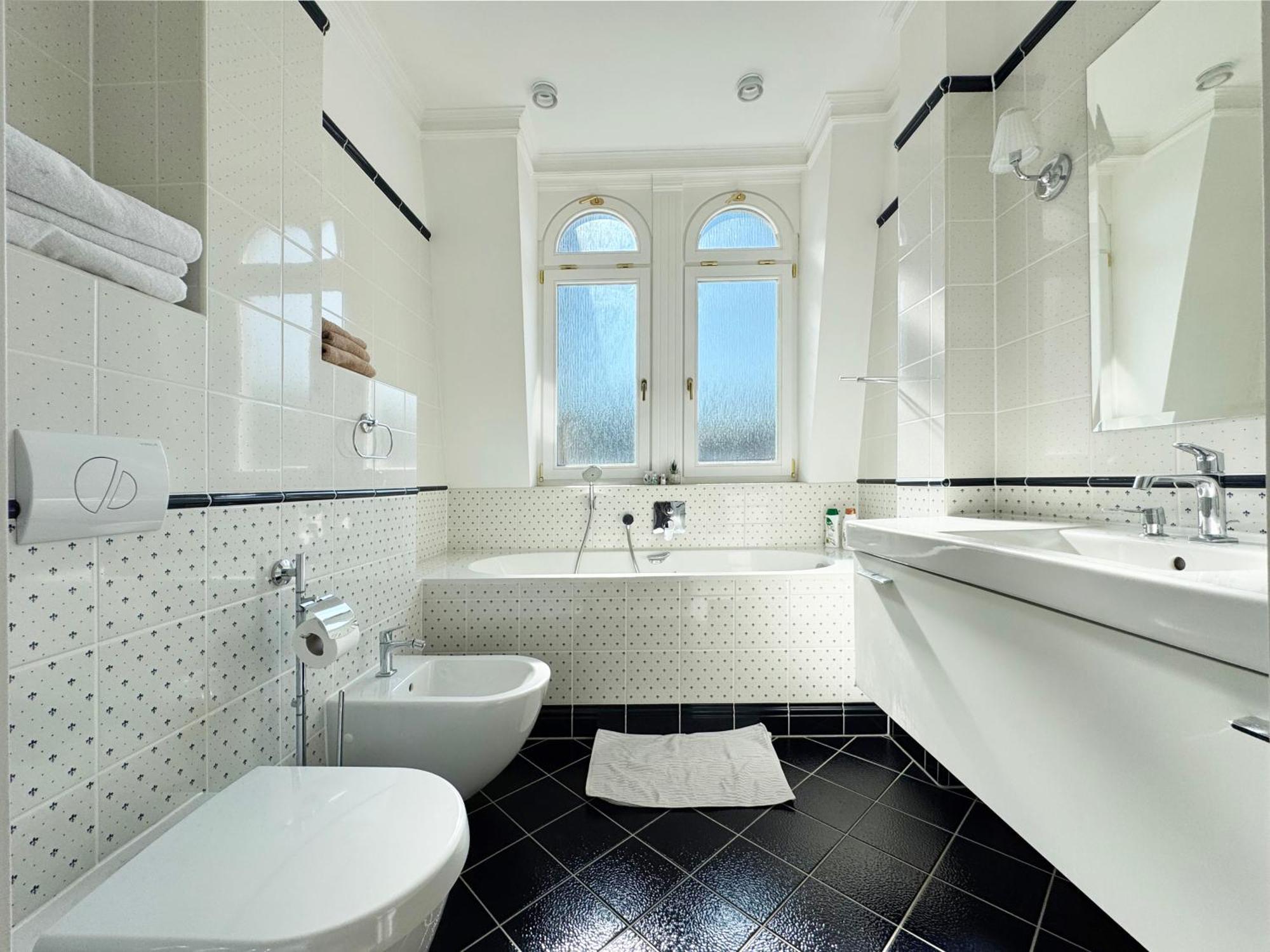 Luxury Apartment Diamond Карловы Вары Экстерьер фото